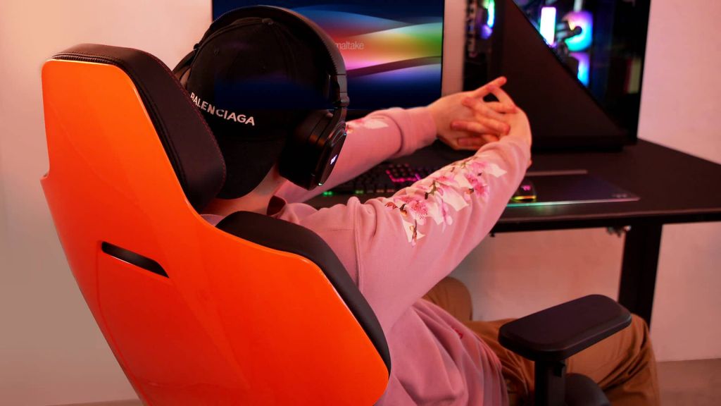 Компьютерное кресло Thermaltake Argent E700 Gaming Chair Space Gray