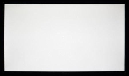 96_ravn_white.jpg