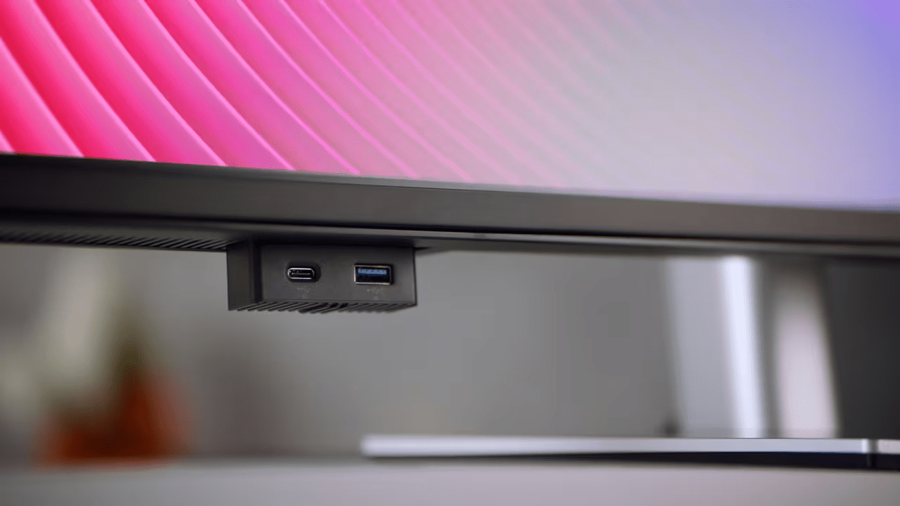 Dell UltraSharp U4323QE
